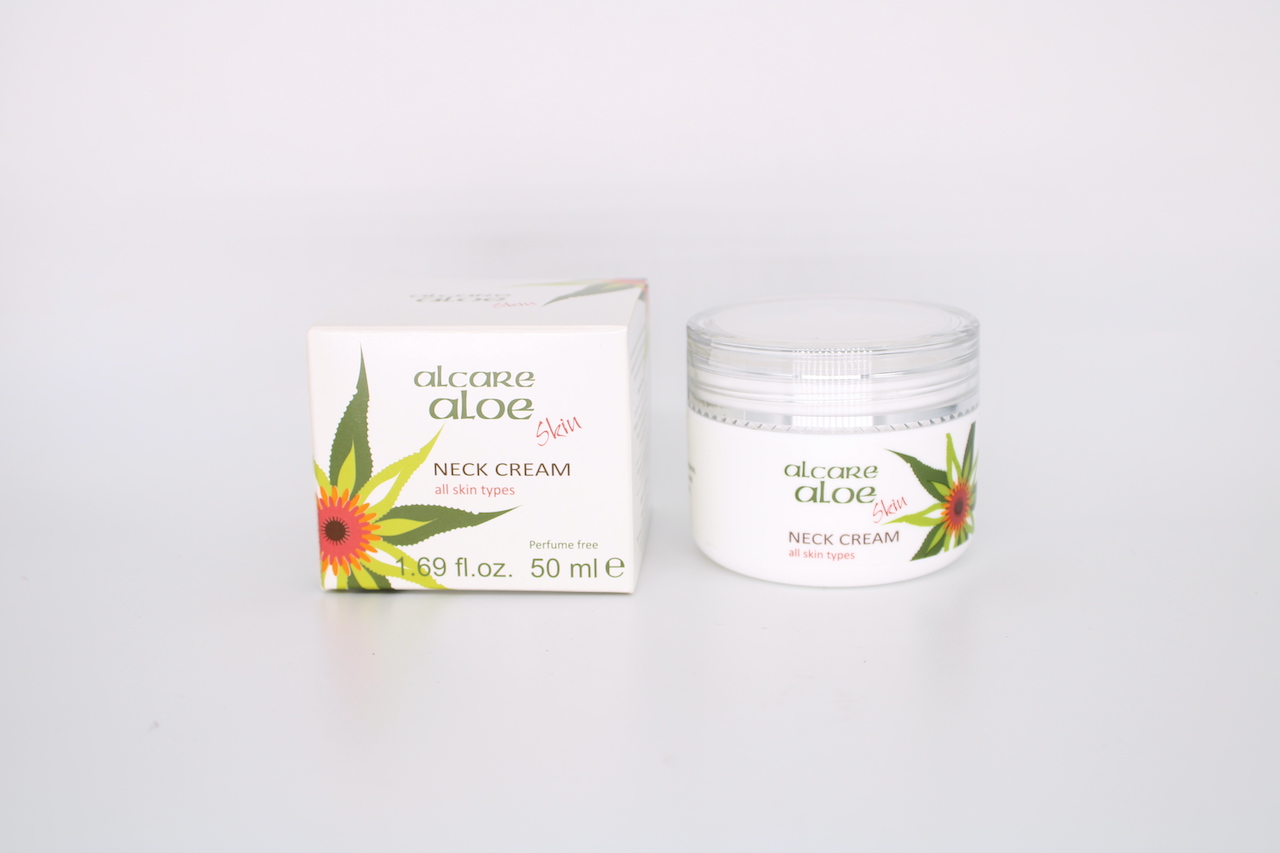 Alcare-aloe-neck-cream-contents.jpg Alcare Aloe – Firming Neck Cream (50ml) - Image 1