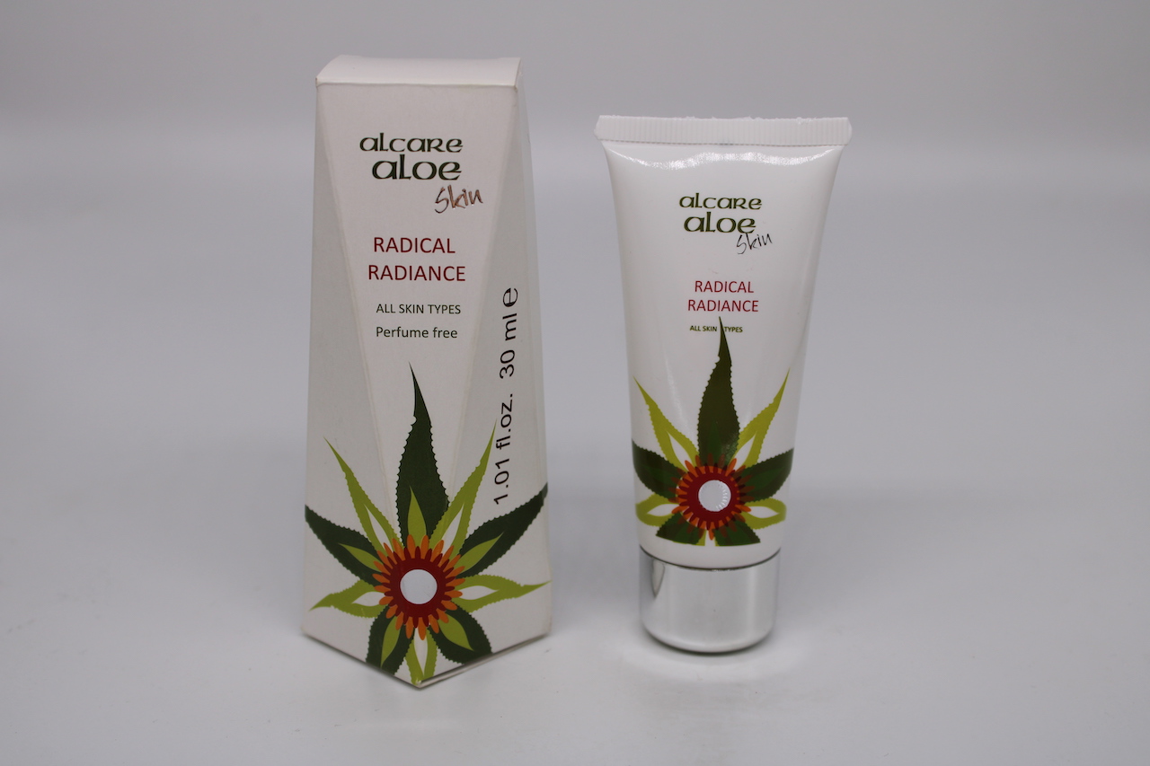 Radical-Radiance-Box-Bottle.jpg Alcare Aloe Radical Radiance – Brightening Skin Treatment - Image 1